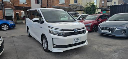 2015 NOAH VOXY HYBRID ZWR80 AUTO HYBRID PRICE 11,500 YEAR 2015 65 REG MILEAGE... photo